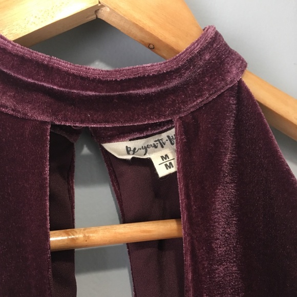 Velvet Keyhole Halter Circle Skater Dress in Plum - Picture 4 of 7